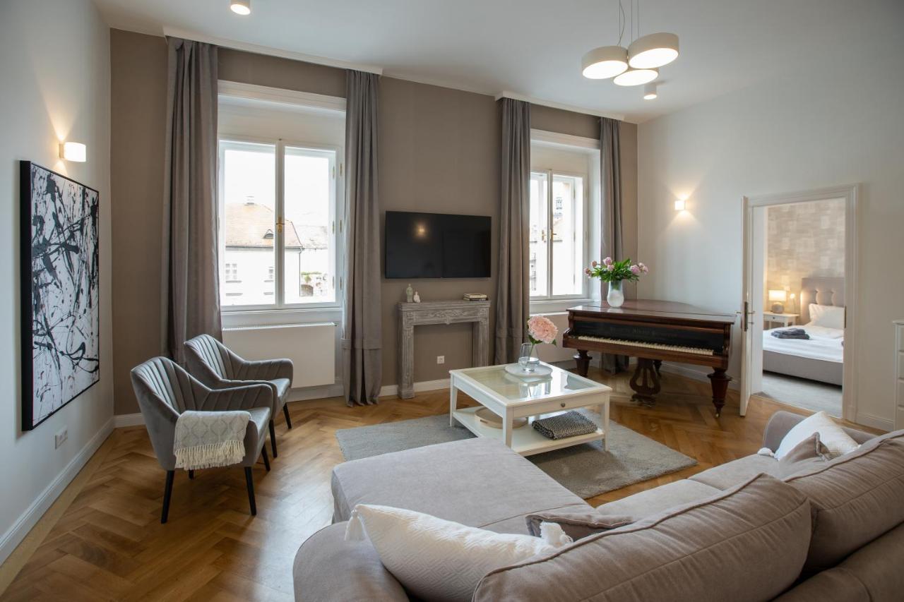 El Gusto Homes Town Sopron Eksteriør bilde
