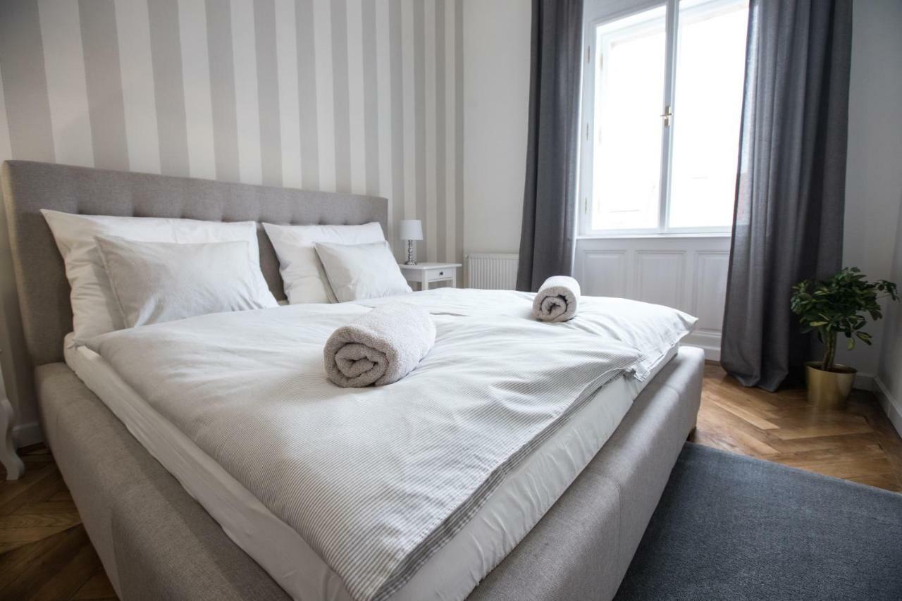 El Gusto Homes Town Sopron Eksteriør bilde